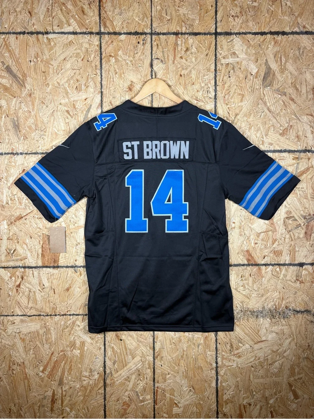Nike Men’s Detroit Lions Amon-Ra St Brown Black #14 NFL Jersey - M
